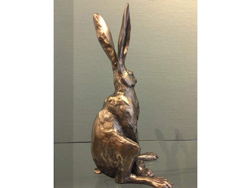 Frith Seated hare, hare statue