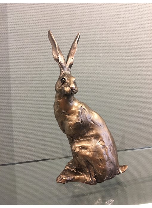 Frith Hare sculpture, sitting