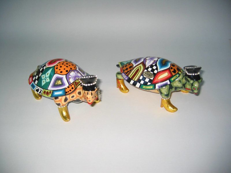 Toms Drag Conjunto de dos tortugas Elton