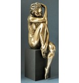 BodyTalk Female nude sculpture on base  - 36 cm