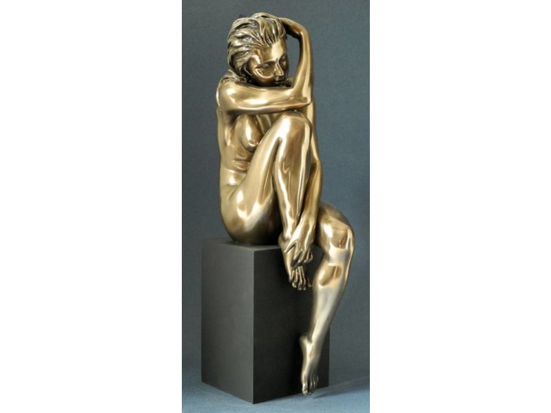The Thinker Bust Statue,Nude Torso Sculpture,Female Figure Body  Statue,Resin Art Crafts for Home Living Room Table Decoration A 14x11x31cm