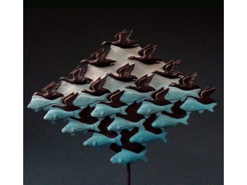 Mouseion Escher vlakverdeling "Lucht en Wate" driehoek op standaard