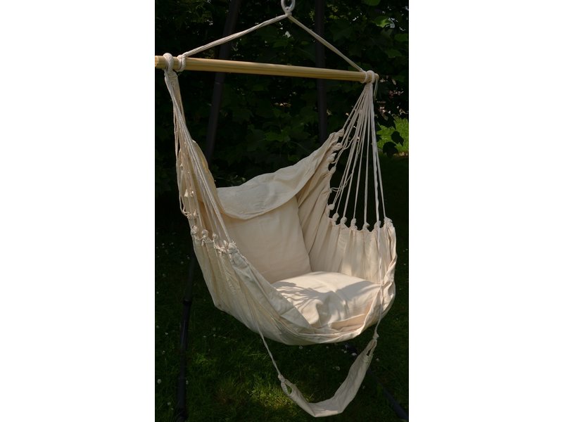 Hanging chair with two pillowcases and footrest