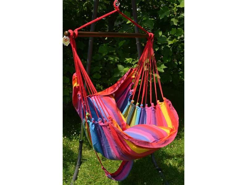 Hanging chair with two pillowcases and footrest