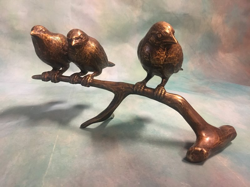 L' Art Bronze Bronze trio of small sparrows on branch, brown - XL