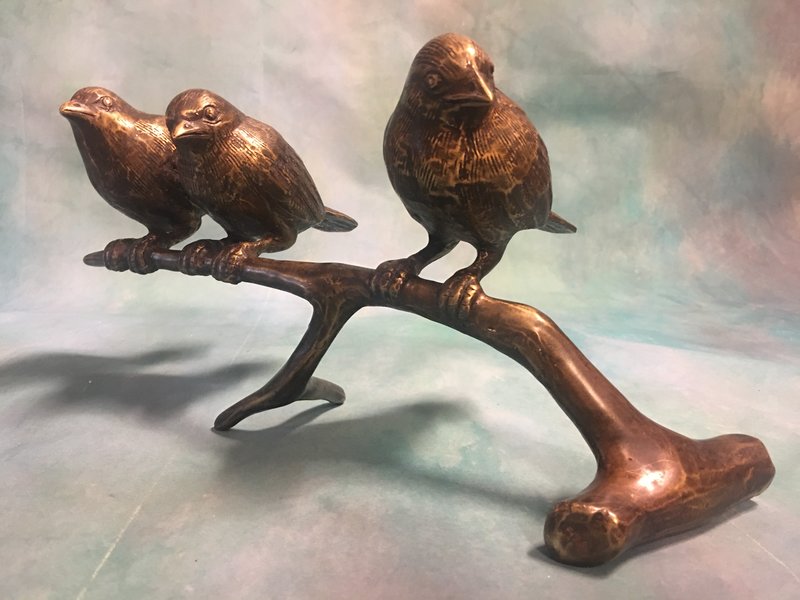 L' Art Bronze Bronze trio of small sparrows on branch, brown - XL