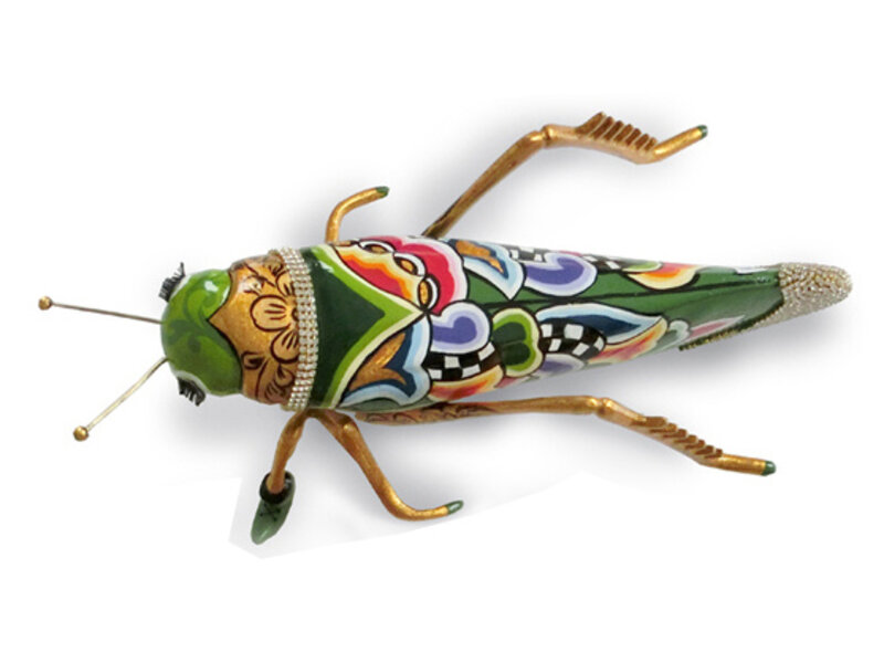 Toms Drag Grasshopper sculpture
