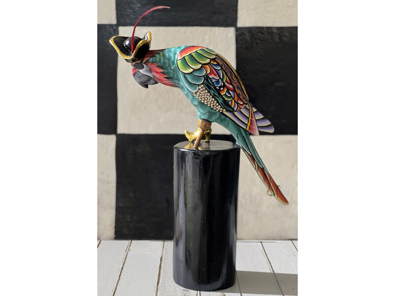 Toms Drag Papageienpirat “Capt. Jack S.” S – dekorative Kunstskulptur