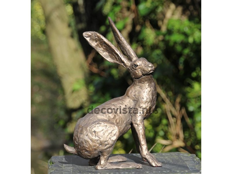 Frith Hare sculpture Tess, Dorset Hare