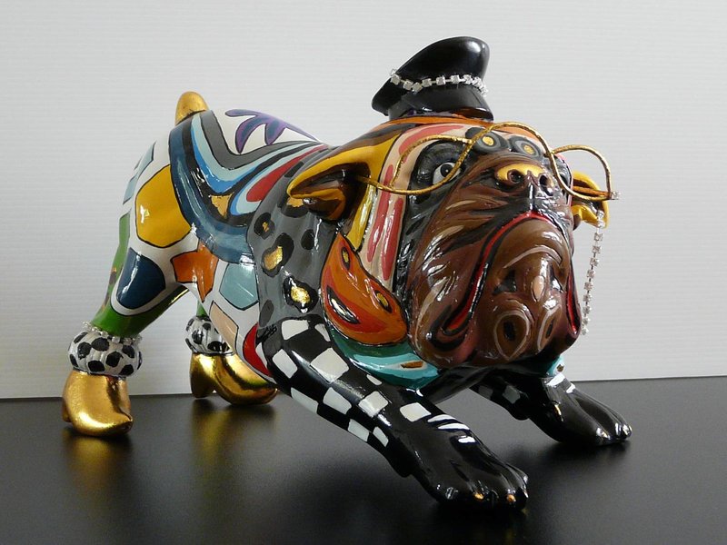 Toms Drag Dog figurine Ewald