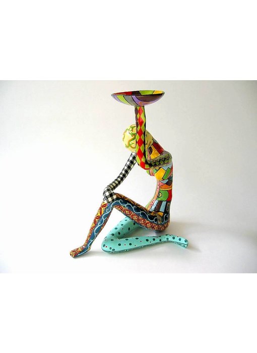 Toms Drag crobat sculpture - sitting - L