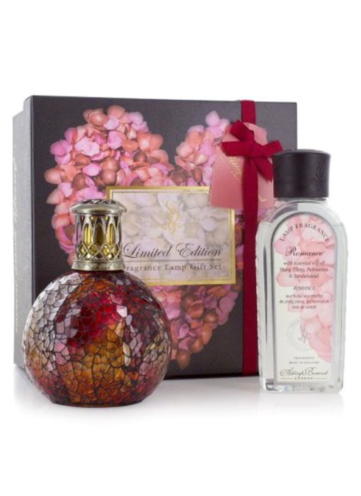 Ashleigh & Burwood Geschenkset Rosebud geurlamp - S met romance olie