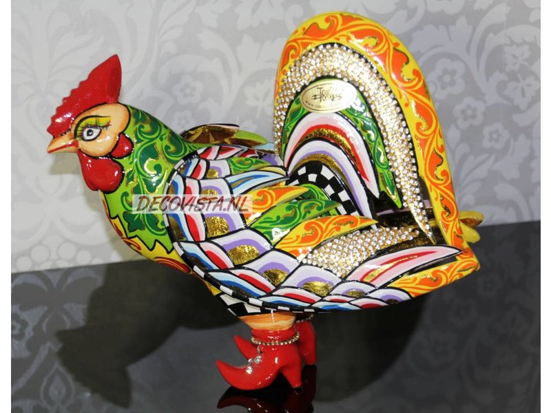 Toms Drag Colourful art sculpture of rooster Phil