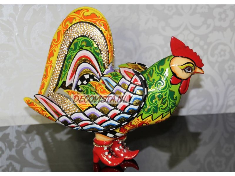 Toms Drag Colourful art sculpture of rooster Phil