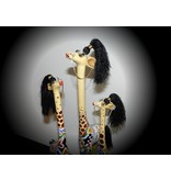 Toms Drag Statue Giraffe Carmen auf Sockel