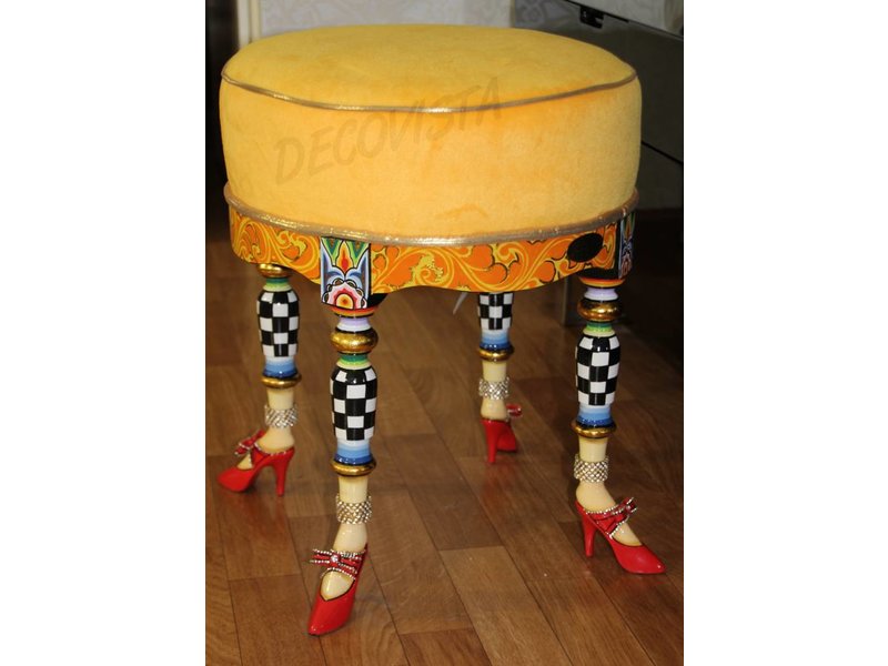 Toms Drag Krukje, poef of hocker Versailles collectie