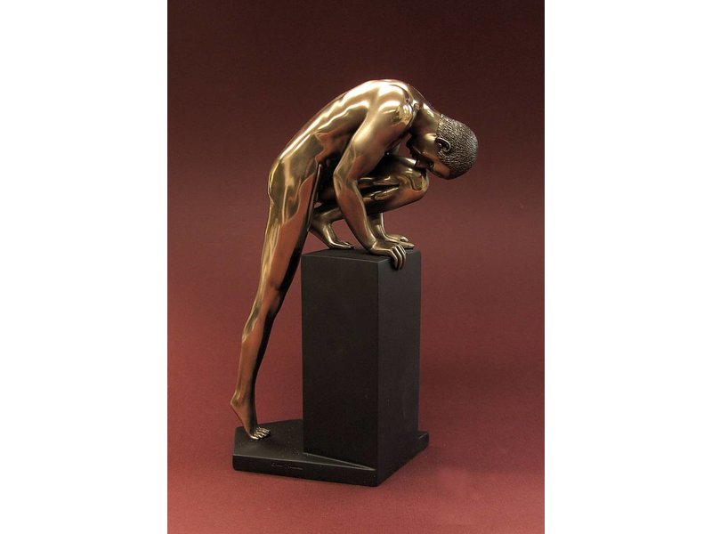 BodyTalk Stretching nude bodybuilder sculpture - L