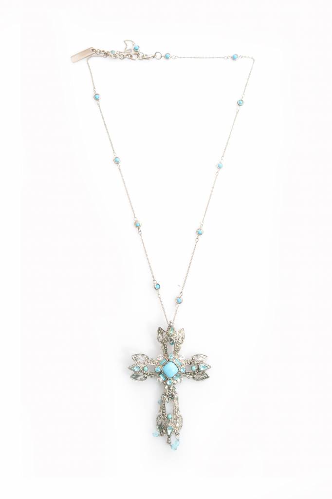 Dolce gabbana cross necklace hot sale