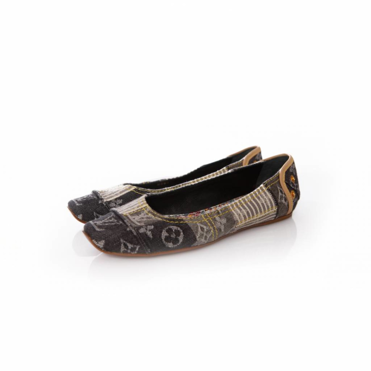 Louis Vuitton, ballerinas met jeans patchwork. - Unique Designer Pieces