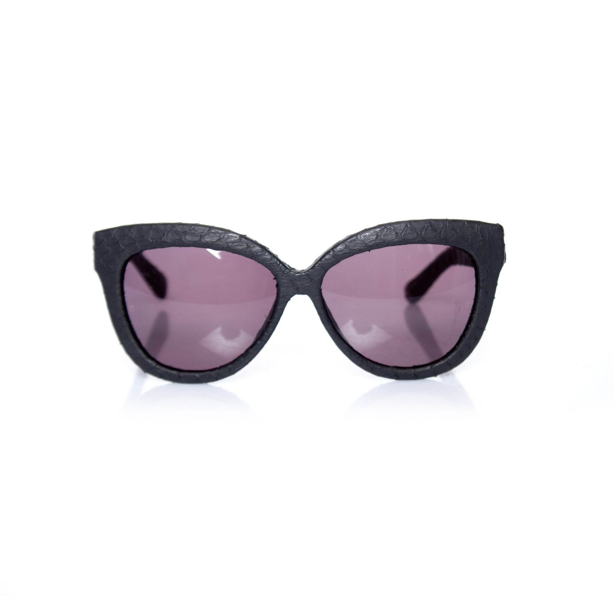 Lipsy London Modern Cateye Sunglasses - Black/Coral Pink