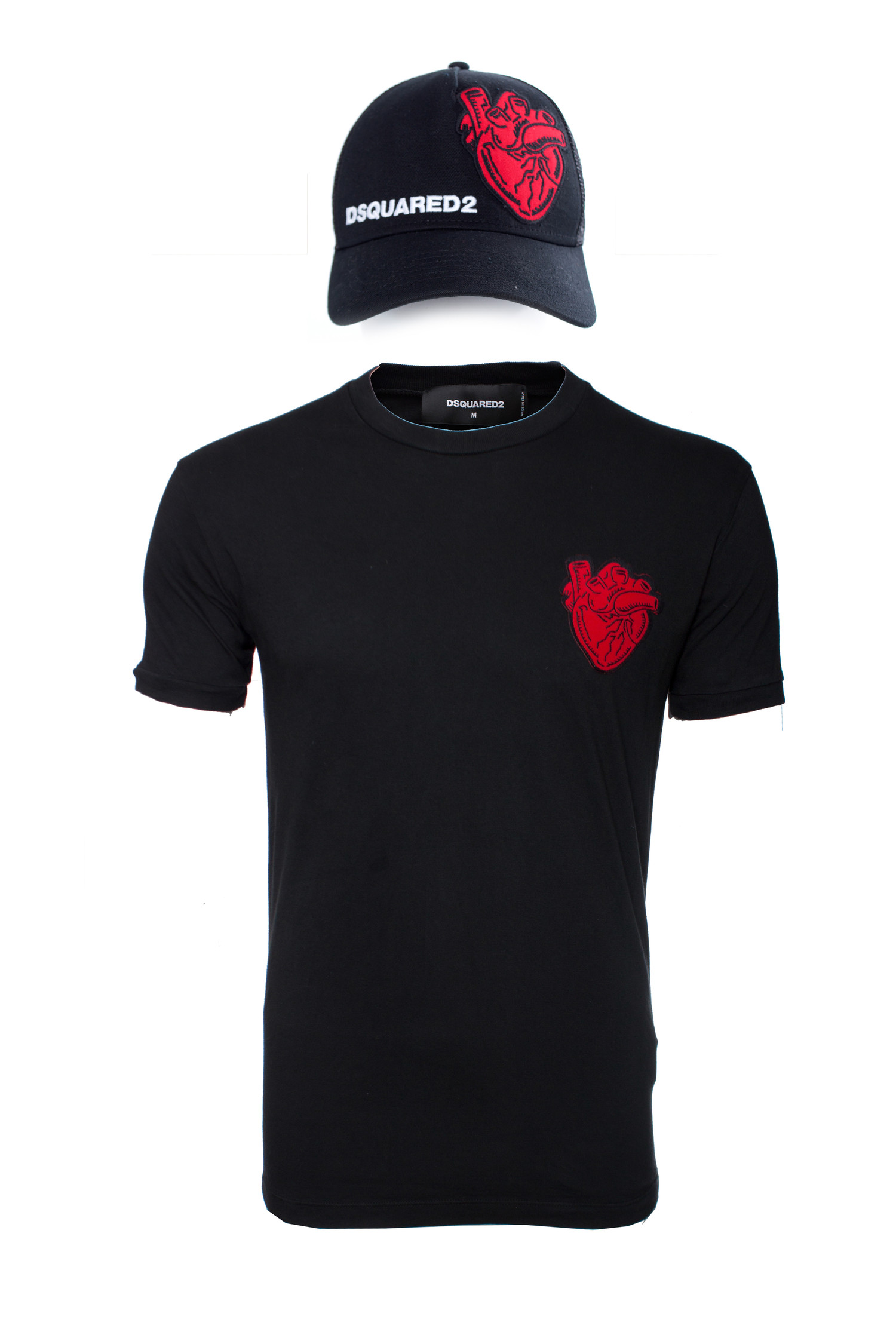 Dsquared2, T-shirt and cap with red 