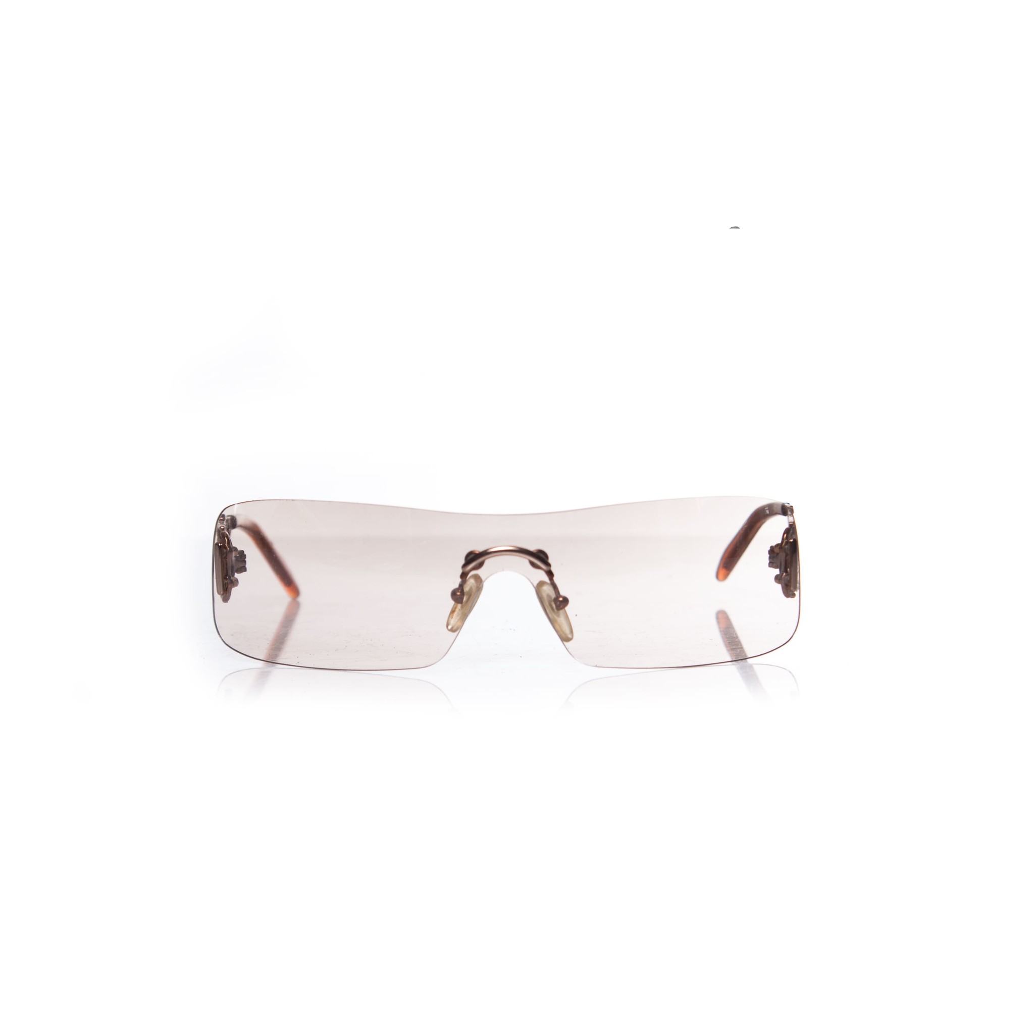 dior sunglasses logo