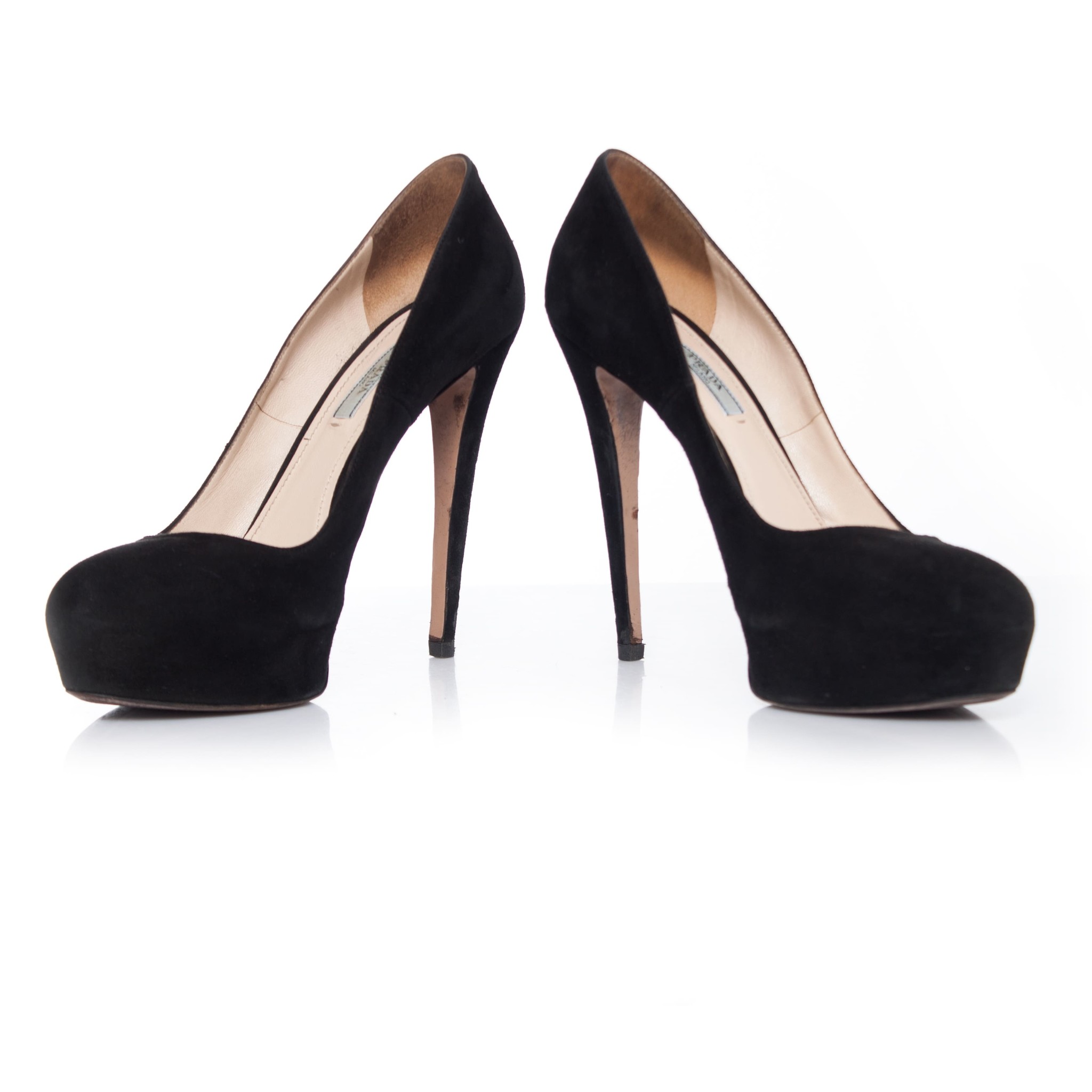 Toevlucht een paar Zoeken Prada, zwarte suède plateau pumps. - Unique Designer Pieces