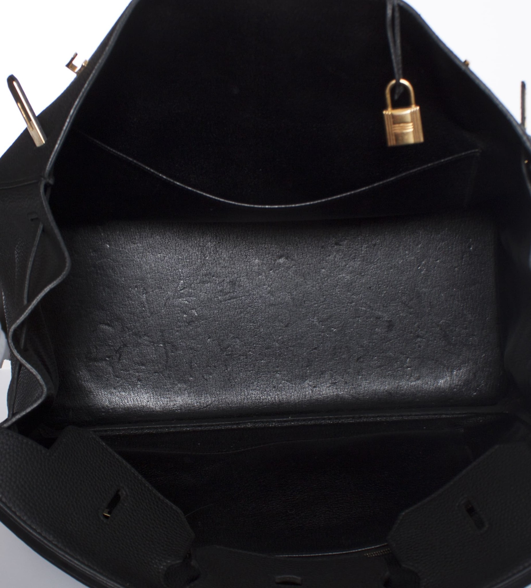 Hermes, Birkin 40 black togo leather with gold hardware. - Unique Designer  Pieces