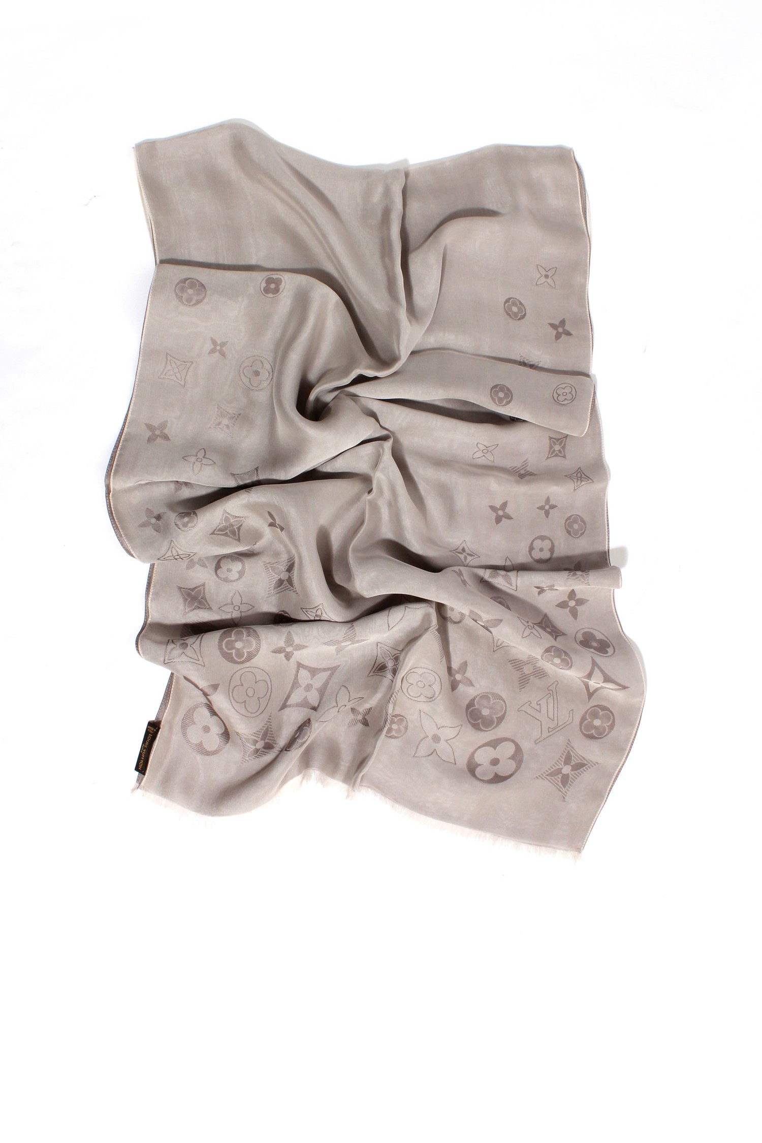Louis Vuitton Monogram scarf Grey Silk ref.1031436 - Joli Closet