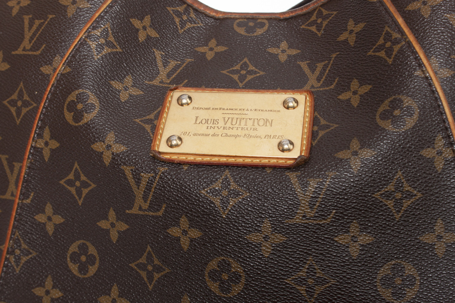 Louis Vuitton Saintonge Monogram Noir Crossbody Bag, Luxury, Bags & Wallets  on Carousell