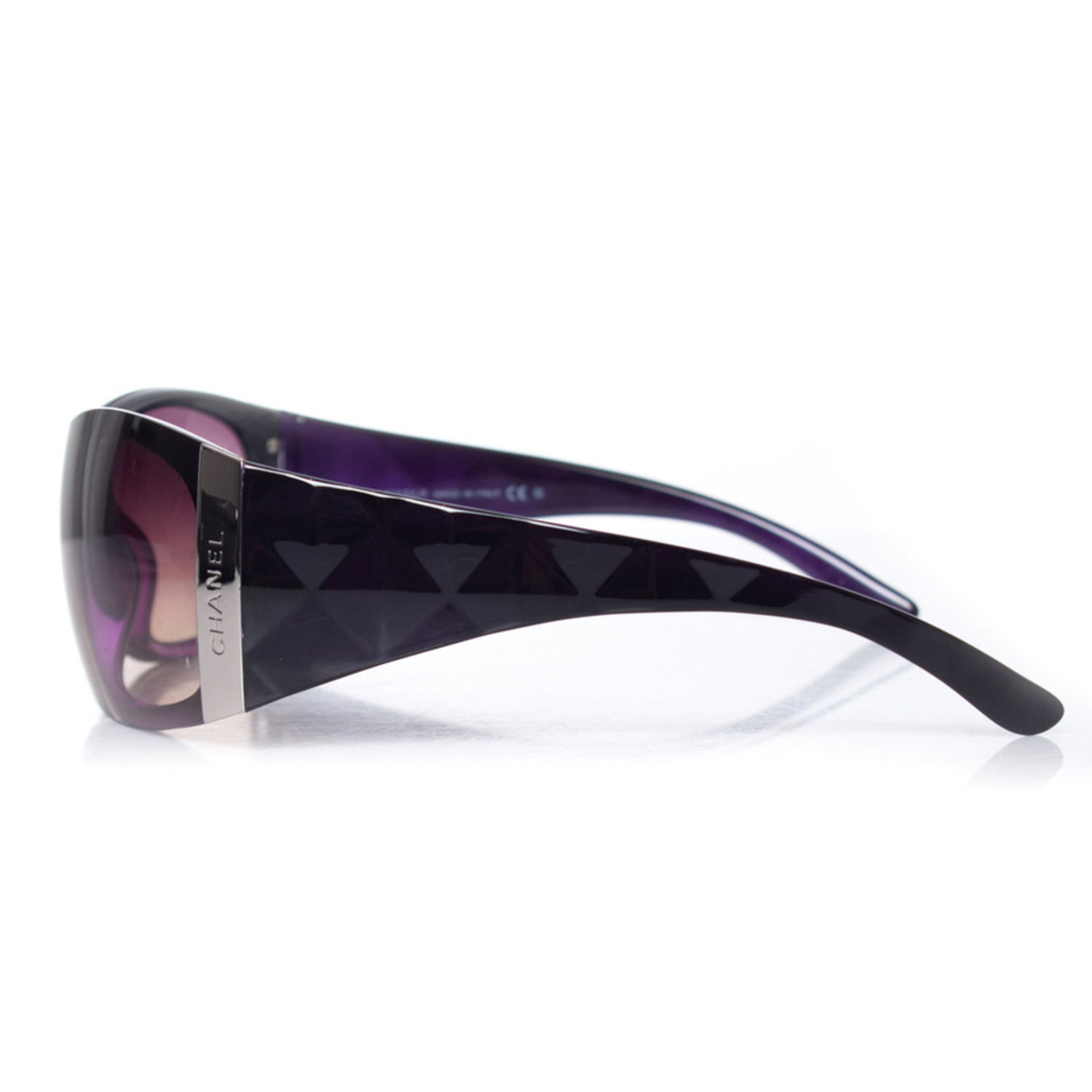 Chanel, Purple gradient quilted shield sunglasses - Unique  display picture 2