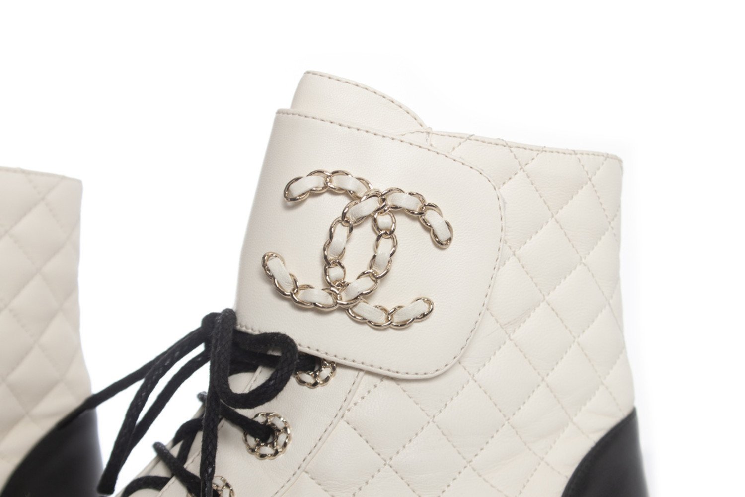 Chanel, white quilted combat boots - Unique Designer Pieces