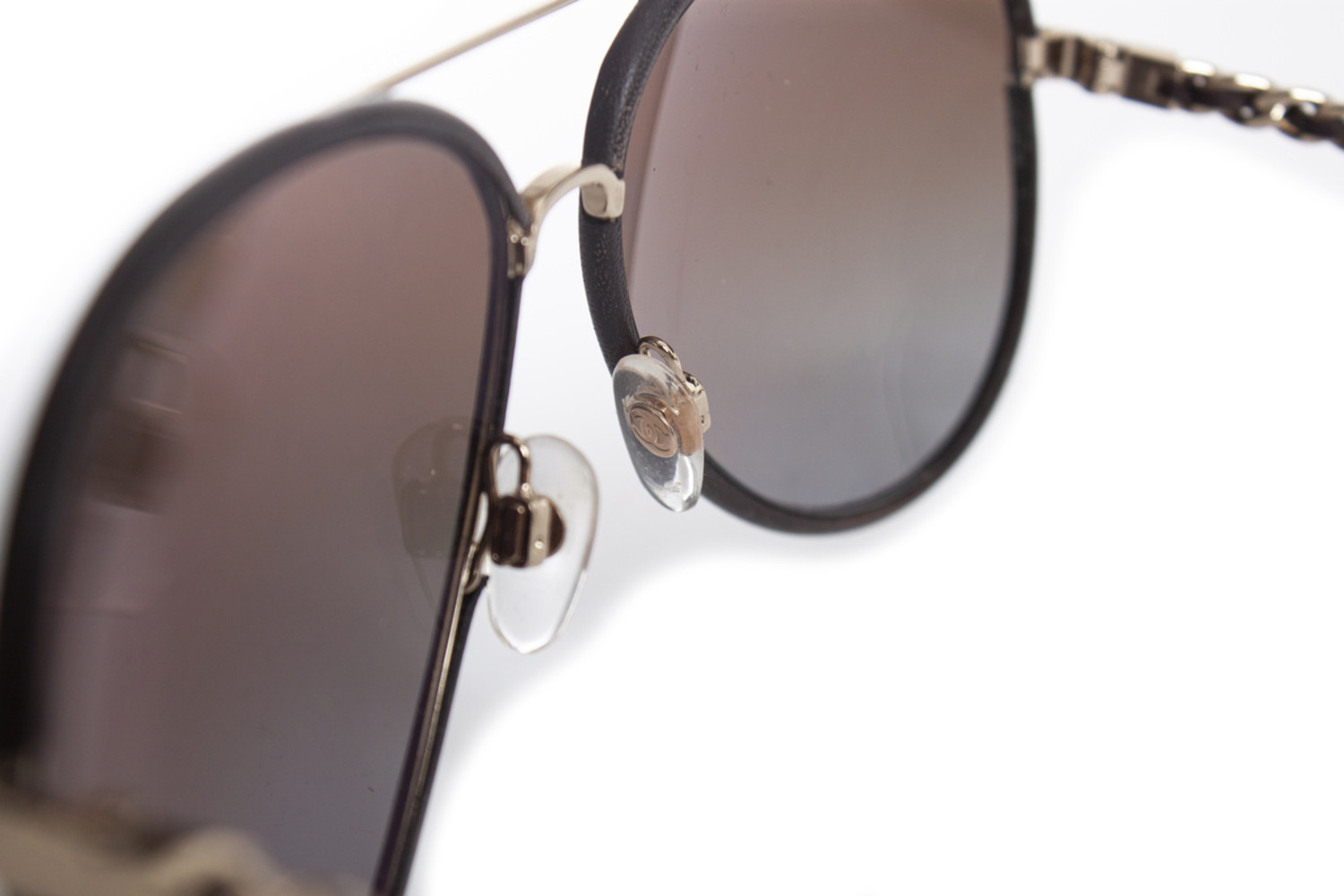 CHANEL AVIATOR BROWN CC LOGO SUNGLASSES UNISEX Chanel Interlocking CC Logo Aviator Sunglasses - Pink  main image 2