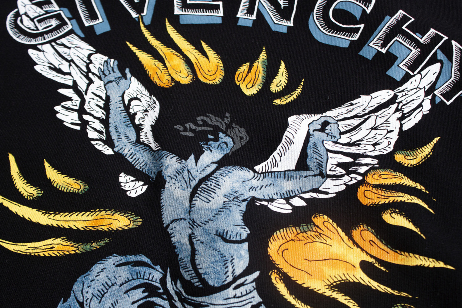 Givenchy, freedom crewneck sweatshirt - Unique Designer Pieces Givenchy, freedom crewneck sweatshirt - Unique Designer Pieces