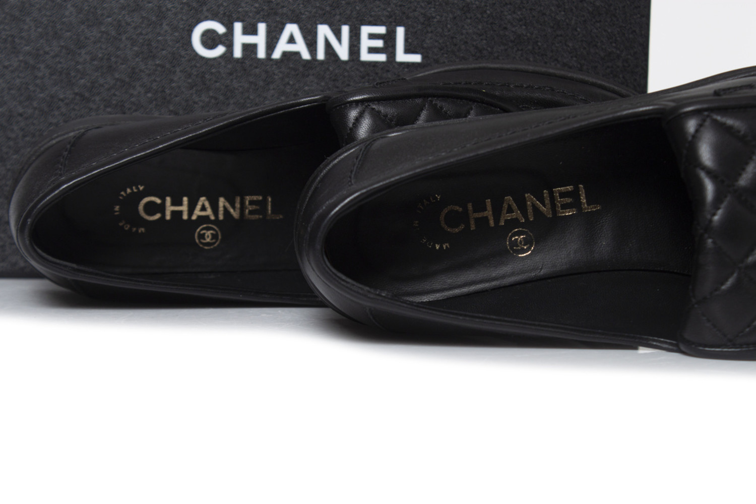CHANEL Leather Quilted Tab Turn Lock CC Loafers Moccasin Flat Shoes Black