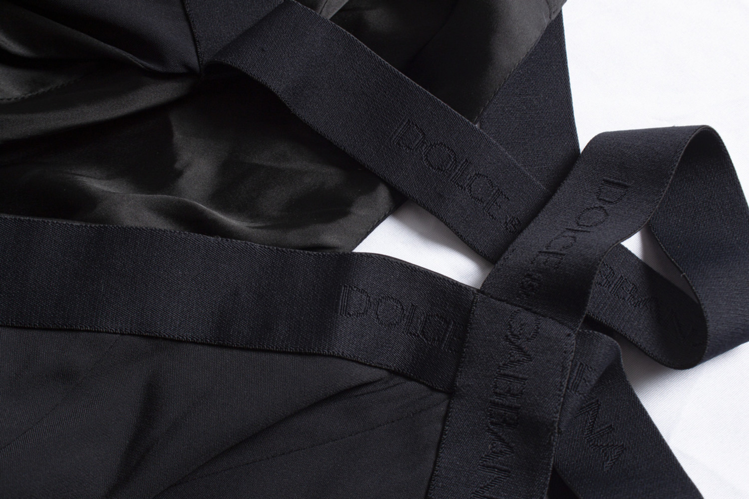 Dolce & Gabbana 黒 ドレープデザイン シルクドレス 38 Dolce & Gabbana, Black dress with logo straps - Unique