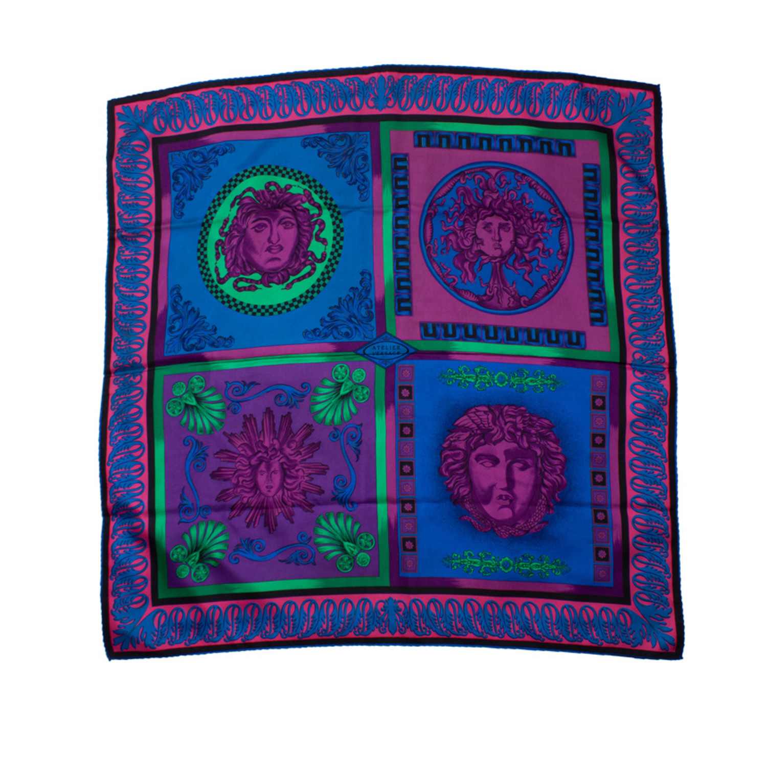 ATELIER VERSACE VINTAGE イタリア製 メデューサ柄ストール Atelier versace, Multicolored medusa scarf - Unique Designer Pieces