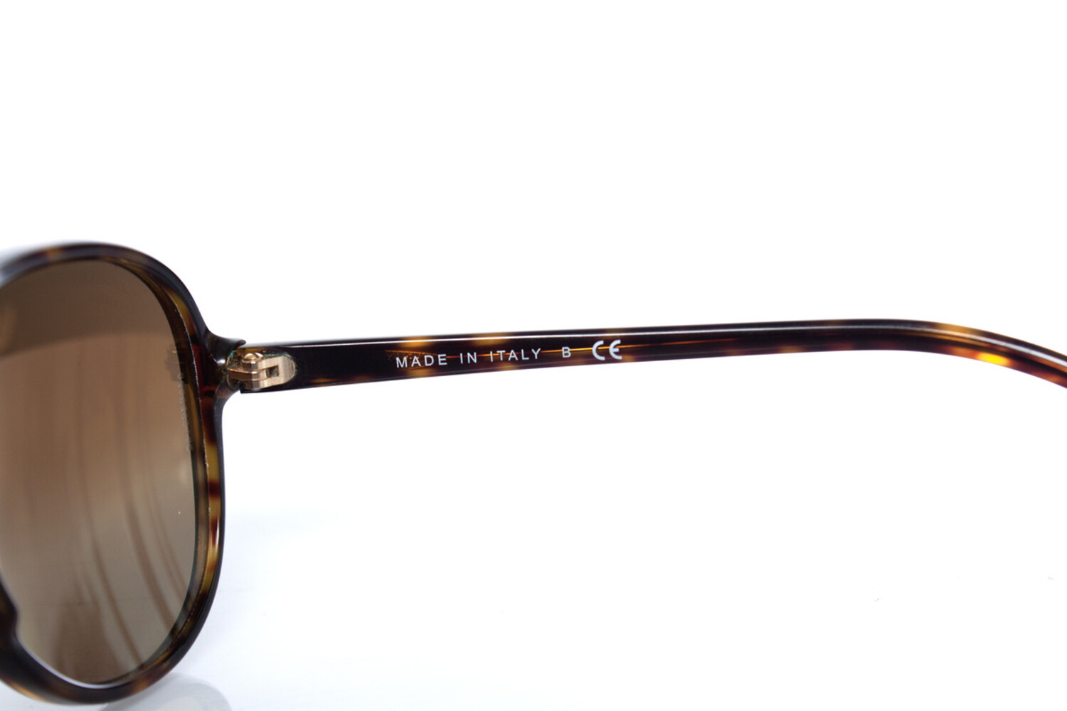Chanel, aviator sunglasses in tortoise print - Unique  display picture 1