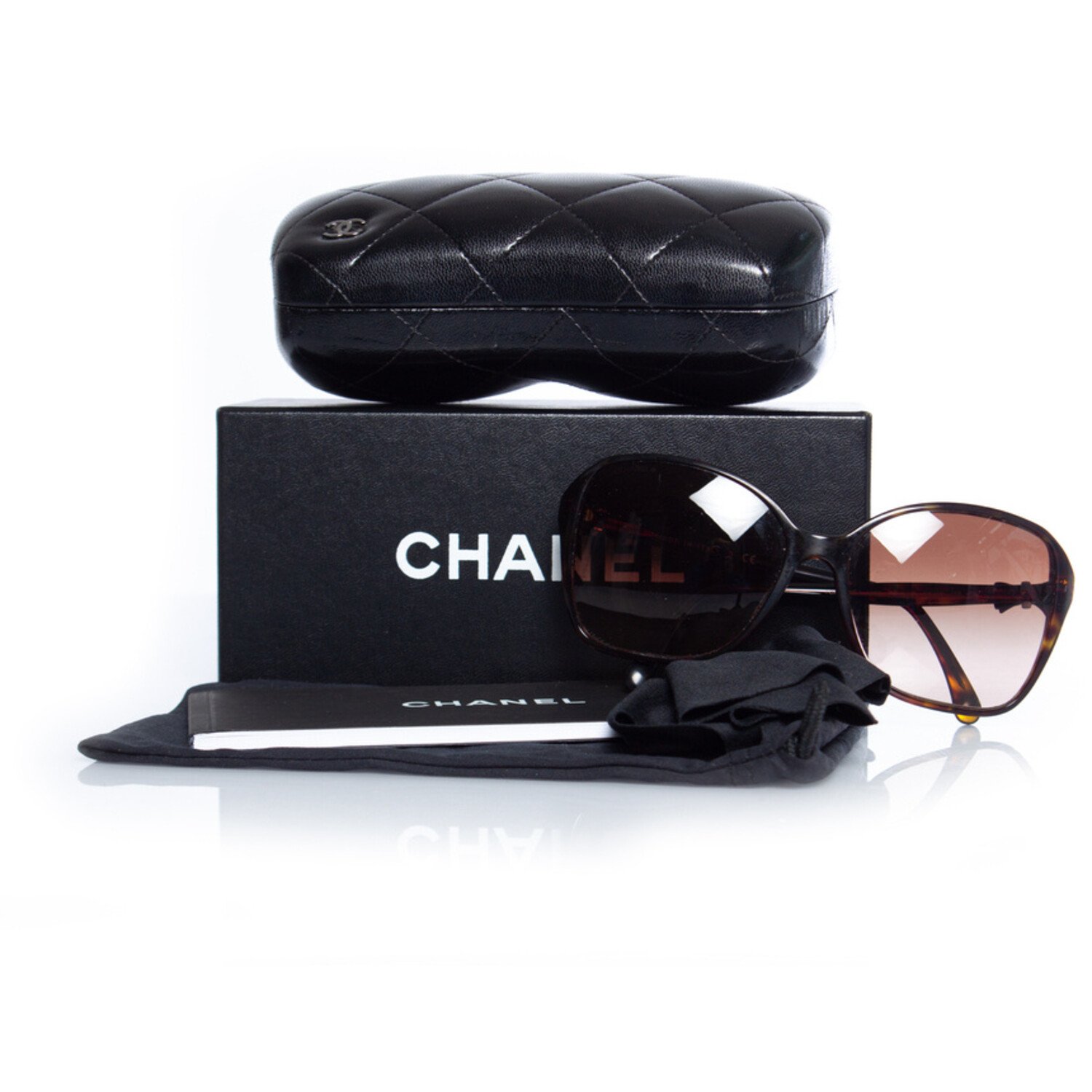 Chanel, Brown square tortoise bow sunglasses - Unique Designer Pieces