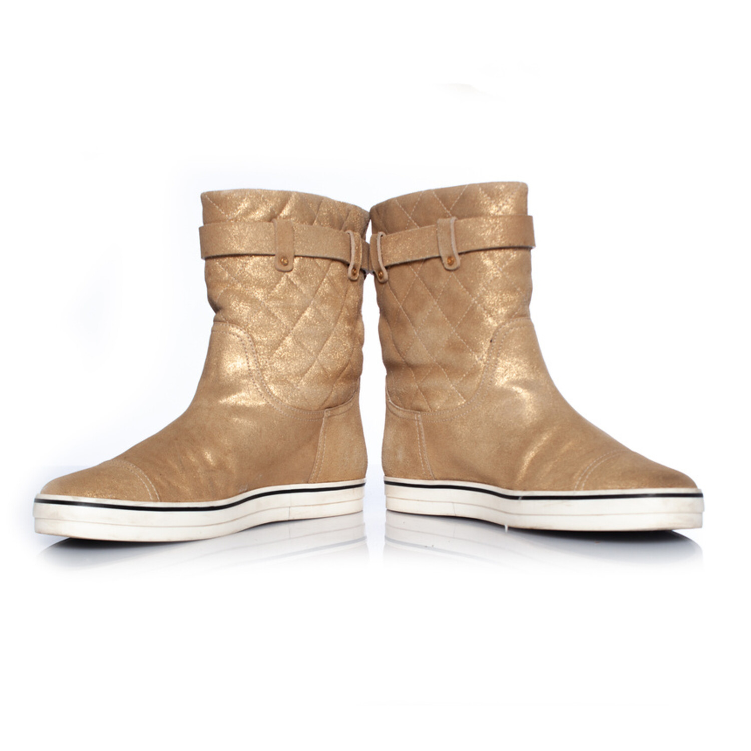 Chanel, Gold quilted nubuck boots Golden ref.1002925 - Joli Closet