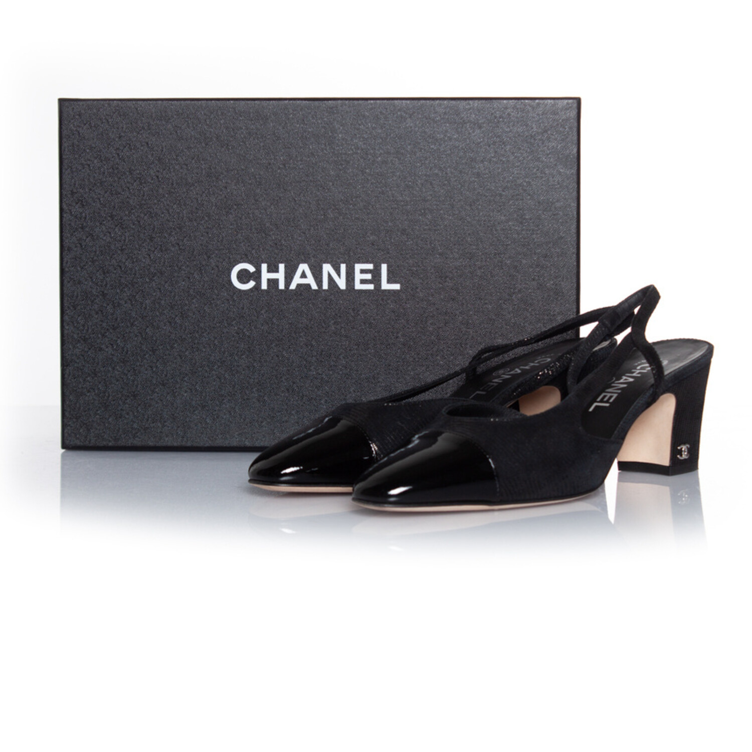 ✴CHANEL ✴超美品✨ サテンミュール Chanel, Black lizard cap toe slingback heels - Unique