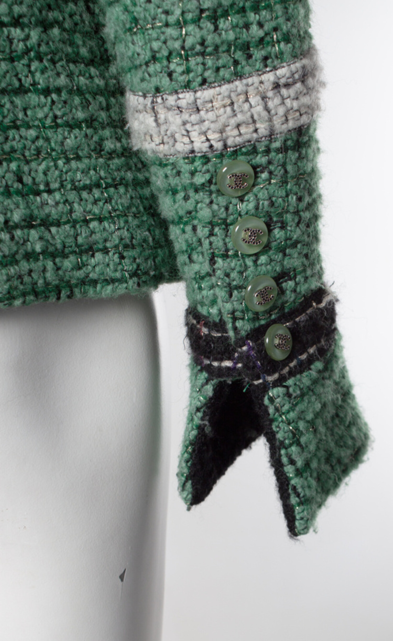 Chanel, tweed jacket in green - Unique Designer Pieces Chanel, tweed jacket in green - Unique Designer Pieces