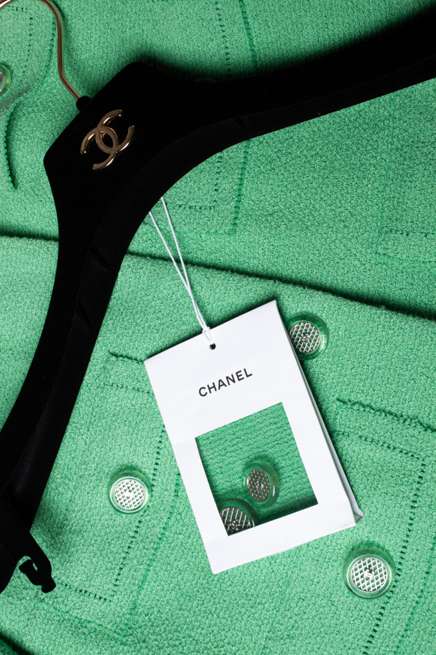 CHANEL MA-1ジャケット オリーブグリーン SPIRAL NEWS MA-1ジャケット Mサイズ オリーブグリーン - メルカリ