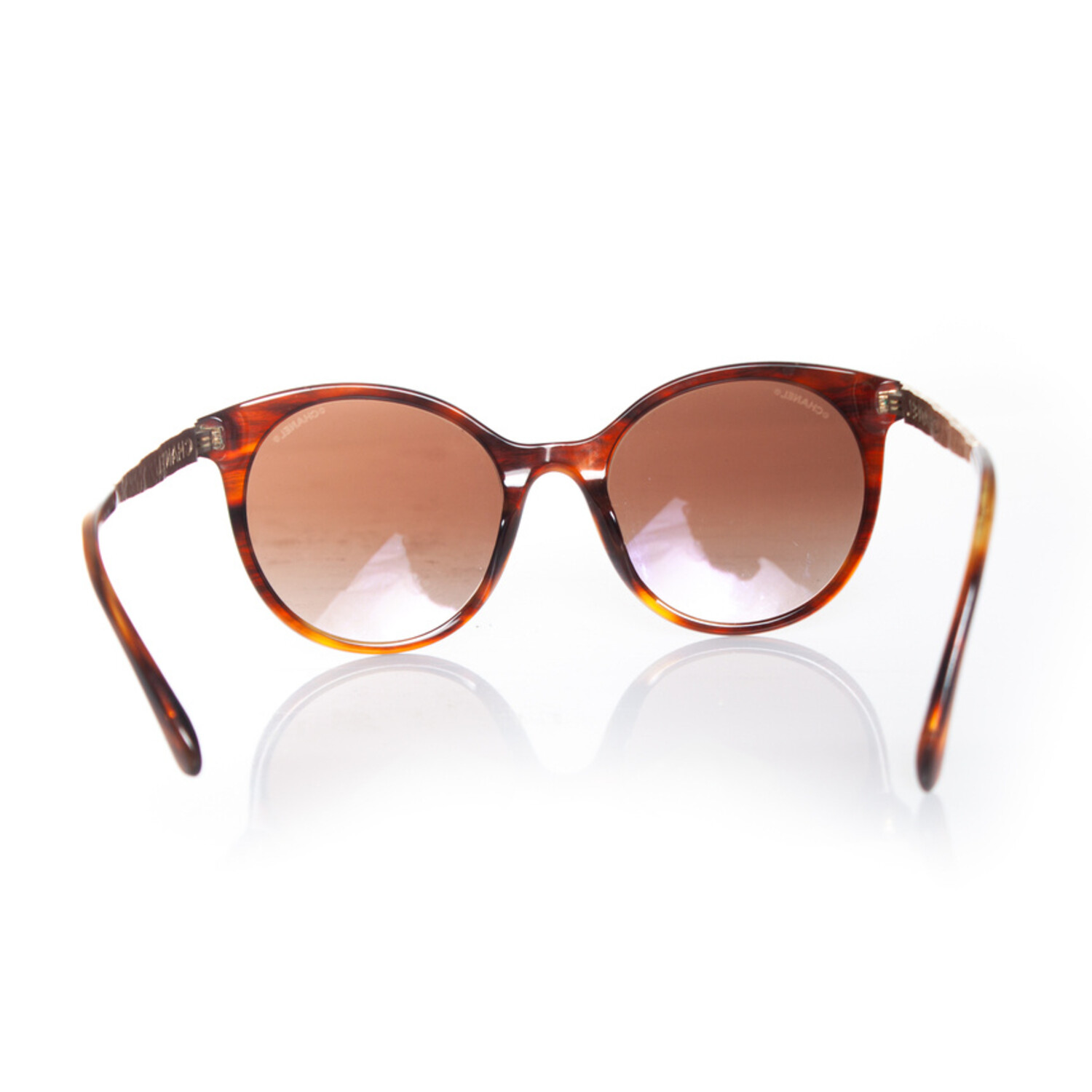 Chanel, round tortoise sunglasses - Unique Designer Pieces display picture 2