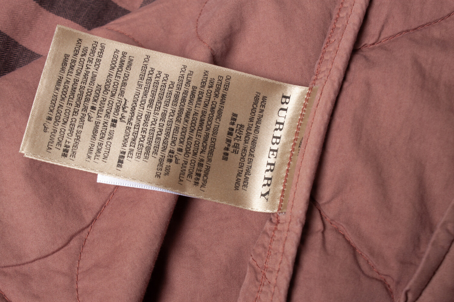 Burberry, quilted pink bomber jacket - Unique Designer Pieces Burberry, quilted pink bomber jacket - Unique Designer Pieces