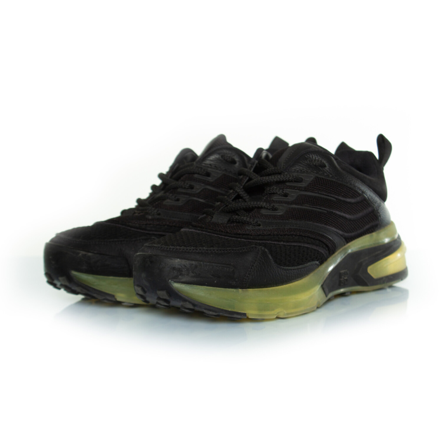 Givenchy, GV1 calf leather sneakers in black - Unique Designer Pieces