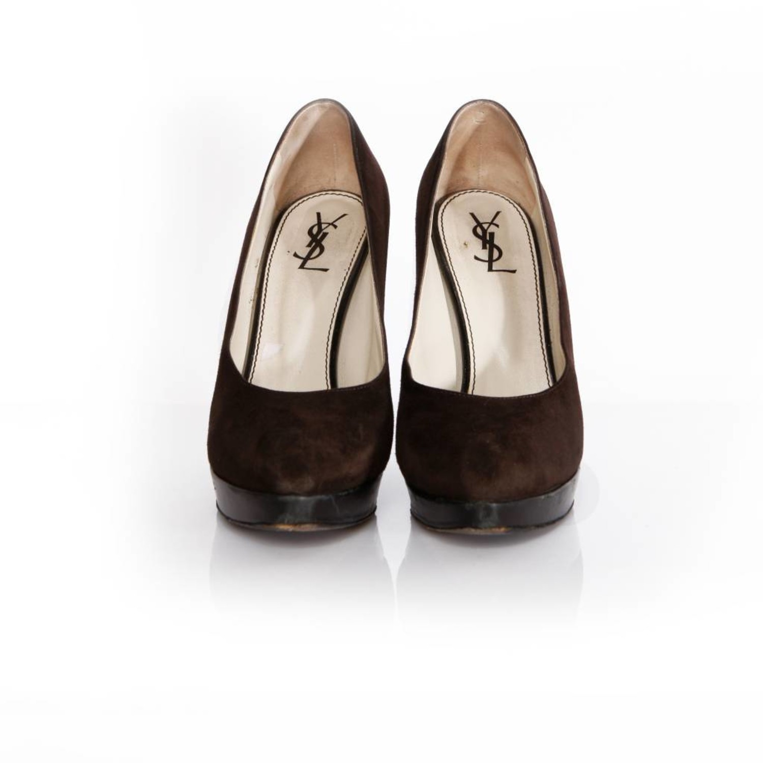 Yves Saint Laurent, suede pump met architectonische hak - Unique Designer  Pieces