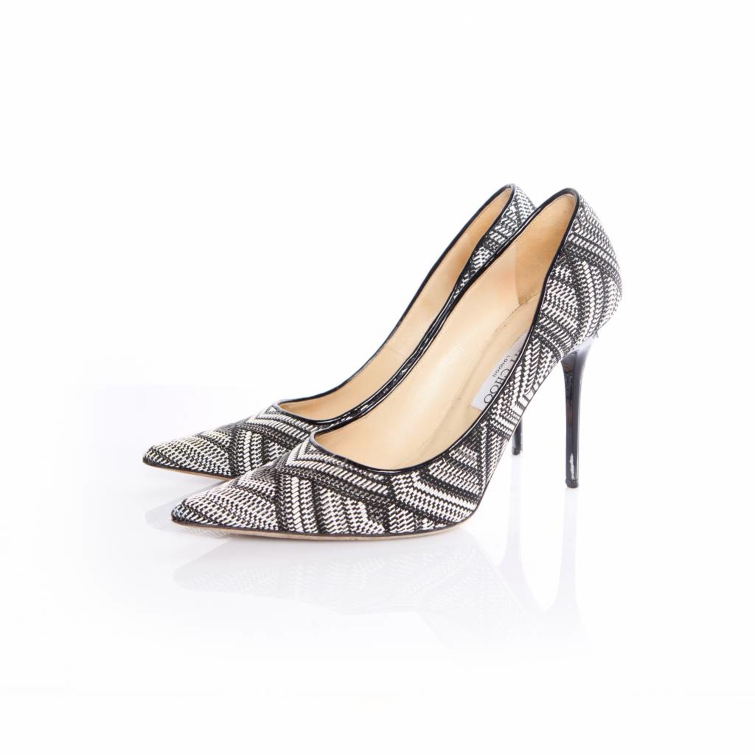 Jimmy Choo Jimmy Choo, Abel pointed woven pumps in black and white with geometric size 40. - Unique Designer Pieces