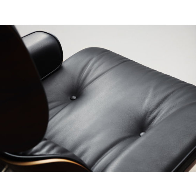 Eames Lounge Chair & Ottoman - santos palisander
