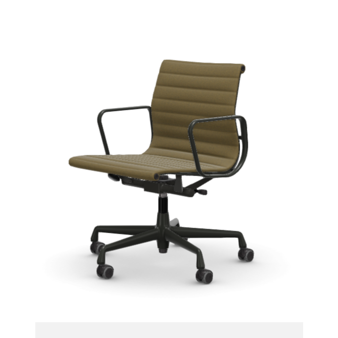 Eames Aluminium Chair EA 118 - Work - Hopsak